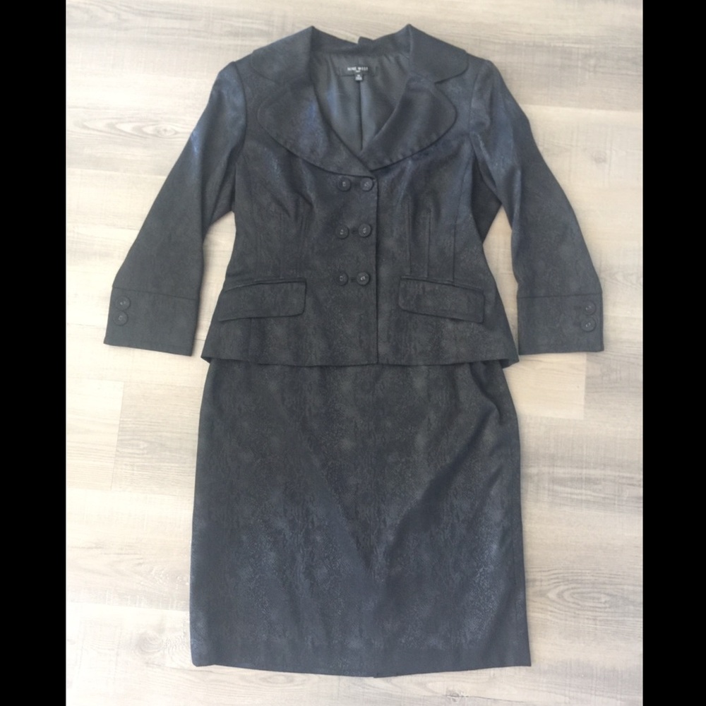 Nine West Snakeskin Print Skirt Suit Black Size 14